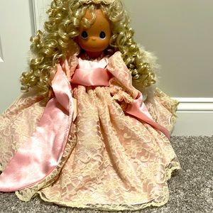 Precious Moments doll - Angel